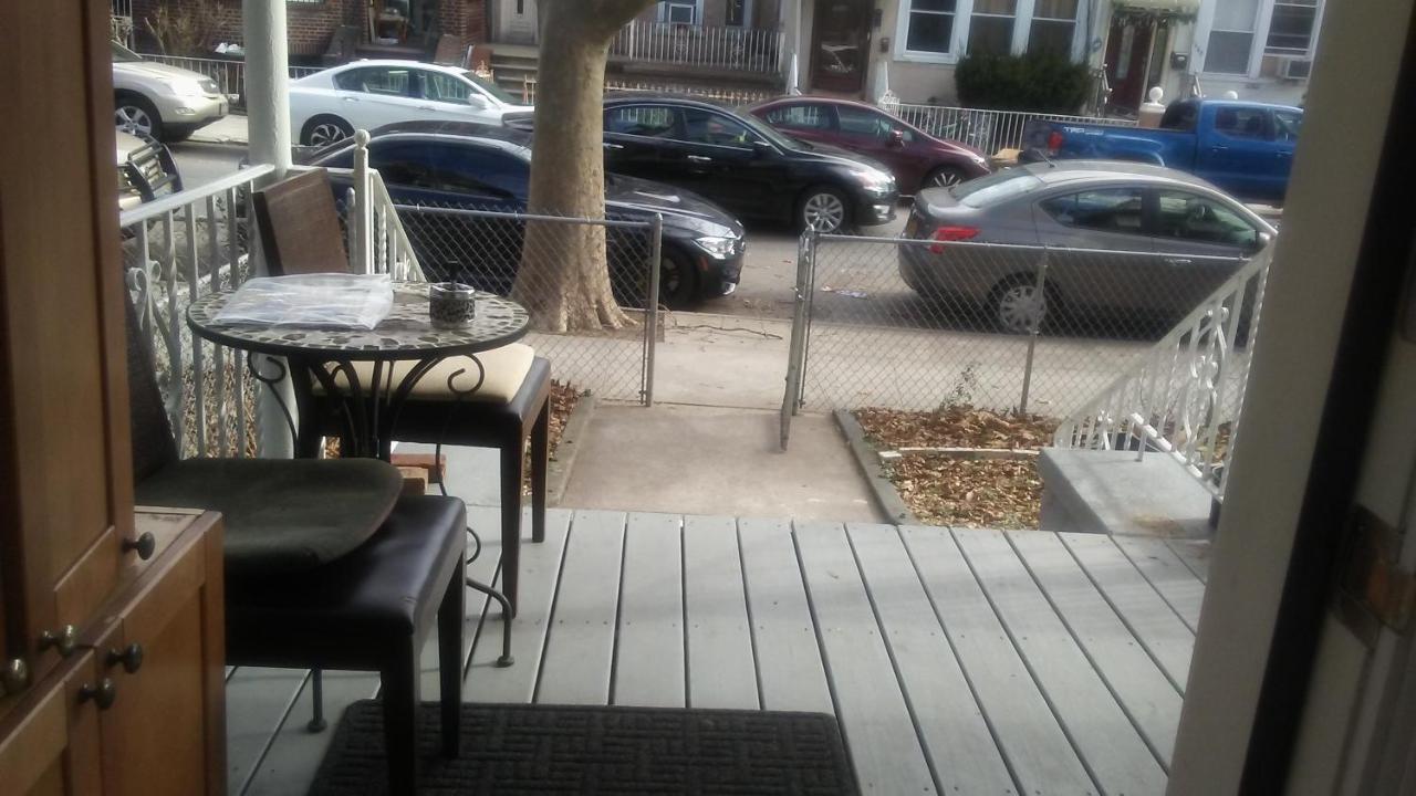 Classical American House 3 New York Bagian luar foto
