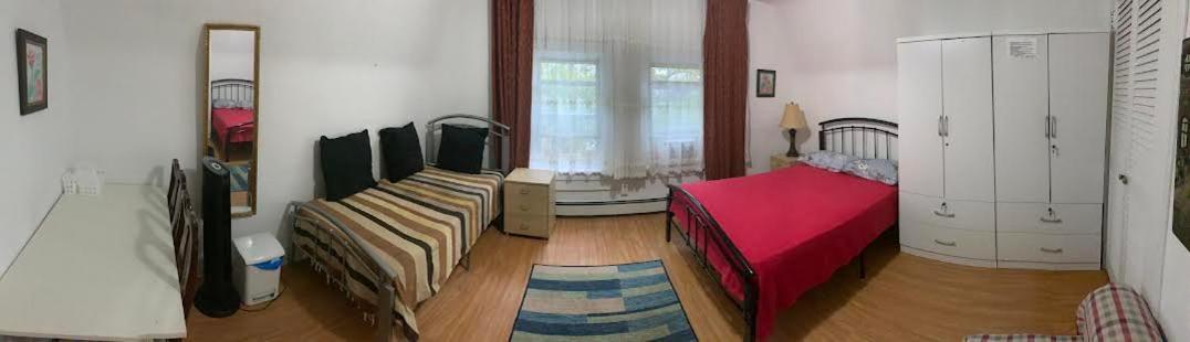 Classical American House 3 New York Bagian luar foto